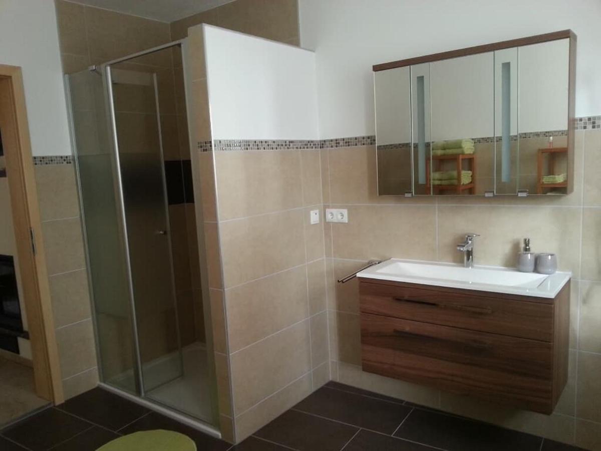 Ferienwohnung Und Sommerhaus Unter Der Burg Falkenberg  ภายนอก รูปภาพ